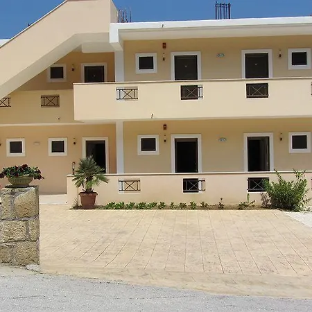 Levantino & Hotel apartamentowy 3*